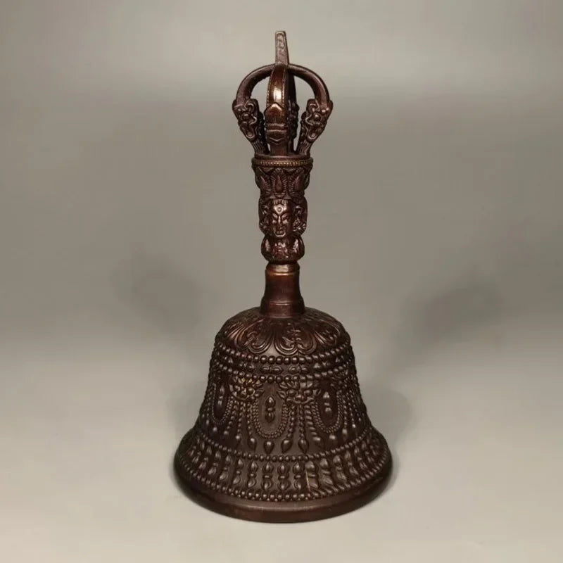 Cloche Tibétaine Bronze Sombre – Rituel Bouddhiste à Manche Sculpté